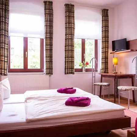 An Der Pillnitzer Schlossfaehre 3* Drezno