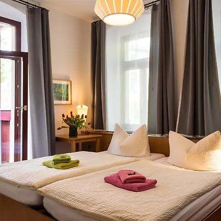 게스트하우스 An Der Pillnitzer Schlossfaehre 3*