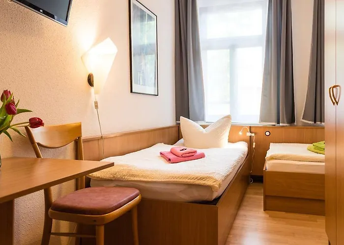 An Der Pillnitzer Schlossfaehre Casa de hóspedes 3*